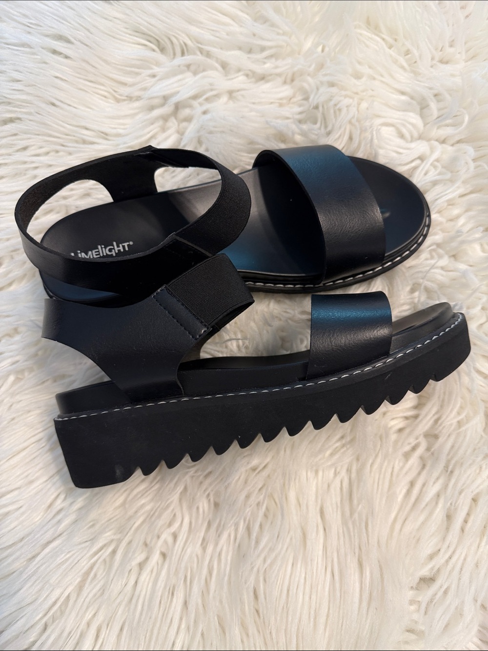 Limelight Black Platform Scalloped Sole Sandals size 8  BNWOT